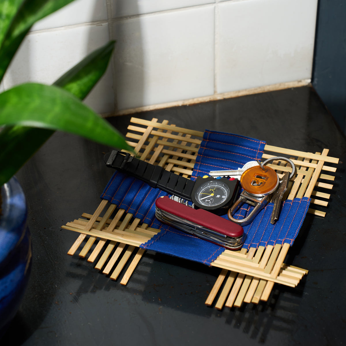 Panier de rangement en tissu bleu